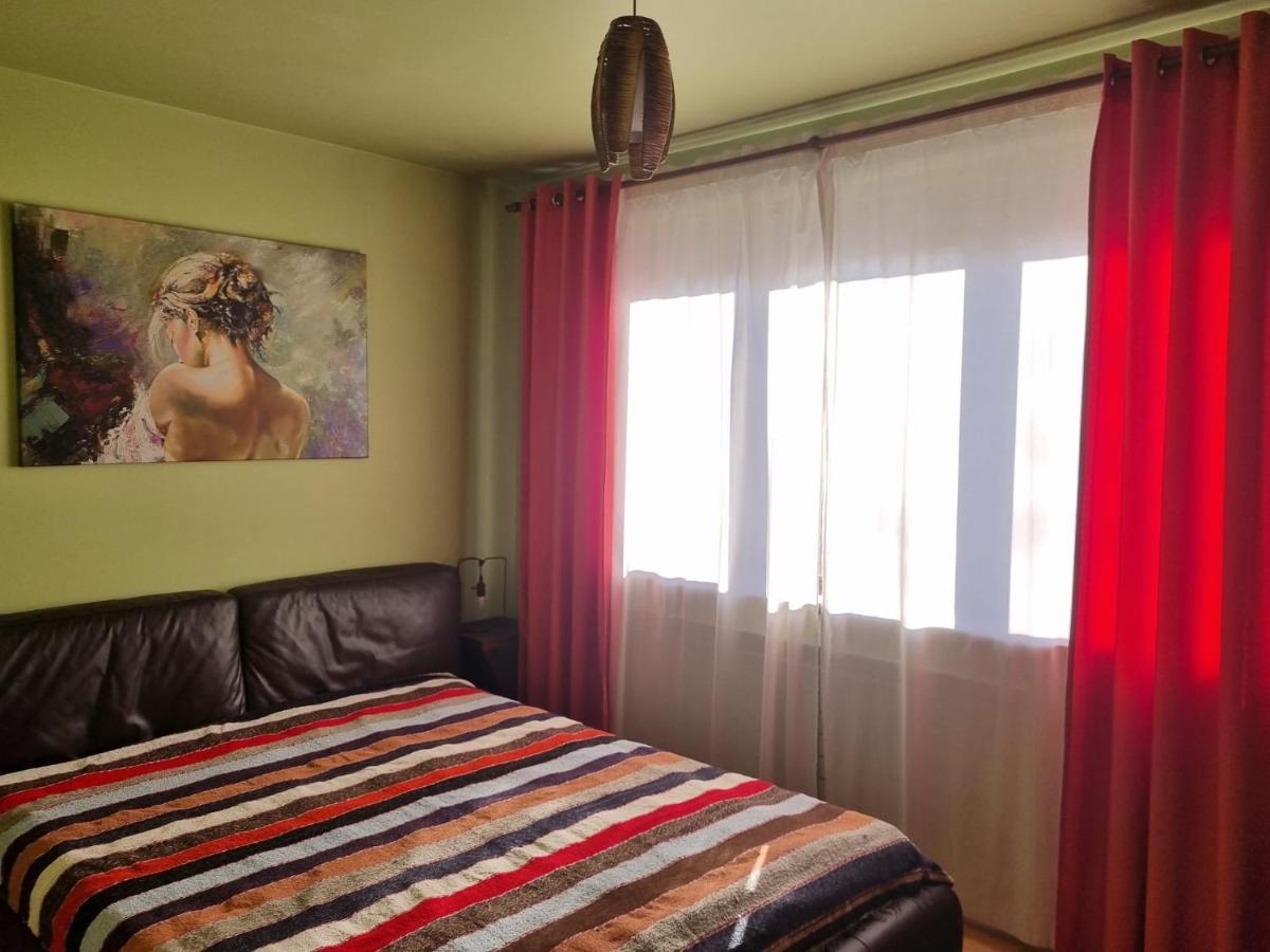 Feels Like Home Bukares Bagian luar foto